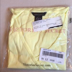 Victoria’s Secret M faux wrap lemon yellow tee